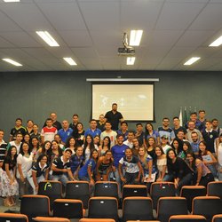 #10077 Educação Física promove acolhida de novatos
