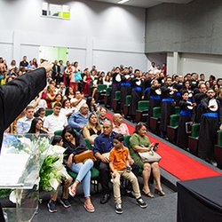 #10581 Maracanaú realiza Colação de Grau