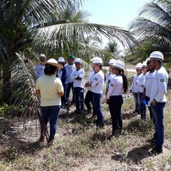 #11103 Estudantes de Agricultura participam de visita técnica