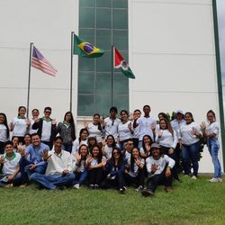 #11262 Estudantes visitam fazenda de produção de acerola