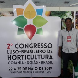 #11816 Professor apresenta trabalho em congresso internacional