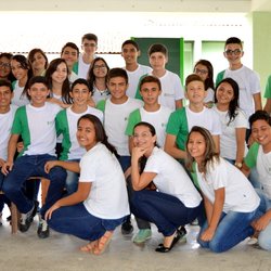 #11952 Estudantes visitam Bienal do Livro e Seara da Ciência