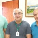 #16616 Diretor-geral de Acaraú reúne-se com empresa de fruticultura irrigada