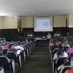 #16666 "Pensando o ensino e suas intersecções" é tema de Encontro  Pedagógico