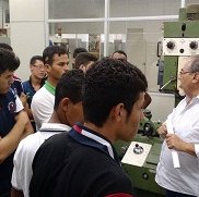 #16689 Alunos de Pesca e Naval de Acaraú realizam visita técnica