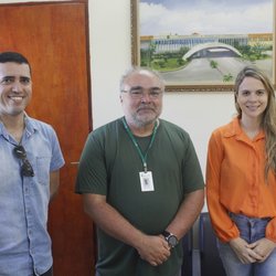 #17130 Recepcionados novos docentes no campus de Acaraú