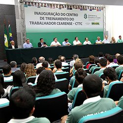 #19856 CTTC recebe visita dos estudantes da região