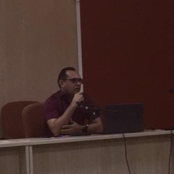 #2397 Professor do Cedro aborda formação inicial em palestra
