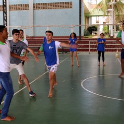 #2558 Alunos participam de oficina de Handebol