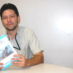 #3940 IFCE lança livro sobre resíduos sólidos e aterros sanitários