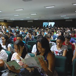 #4207 Campus recepciona alunos na volta às aulas