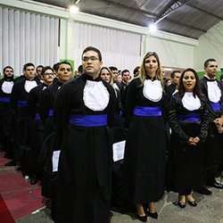 #5794 Colação de grau marca conclusão das graduações