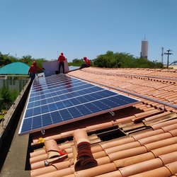#7991 Tauá instala placas para captar energia solar