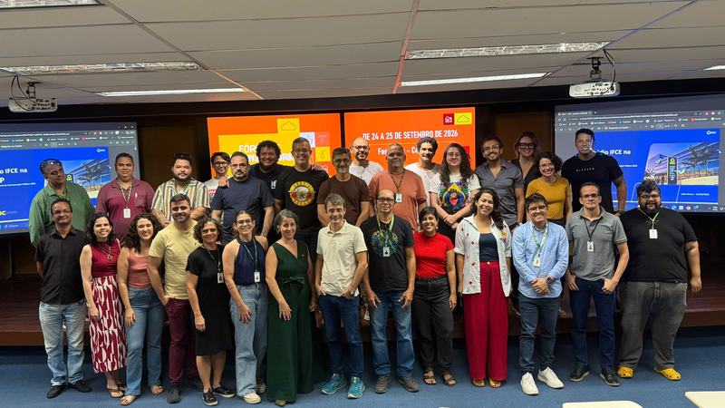 Grupo de comunicadores do IFCE em fórum realizado em setembro