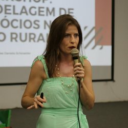 #8427 Pesquisadoras de Tauá são finalistas do Prêmio Mulher & Ciência