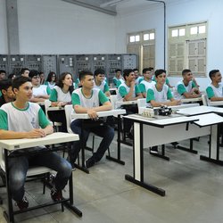 #9912 Limoeiro promove ações de diálogo com discentes