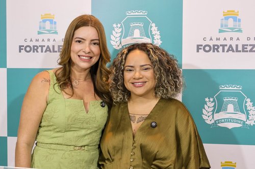 Adriana Guimarães e Mari Lacerda