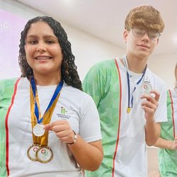 Ester Lima colecionou medalhas na premiação interna