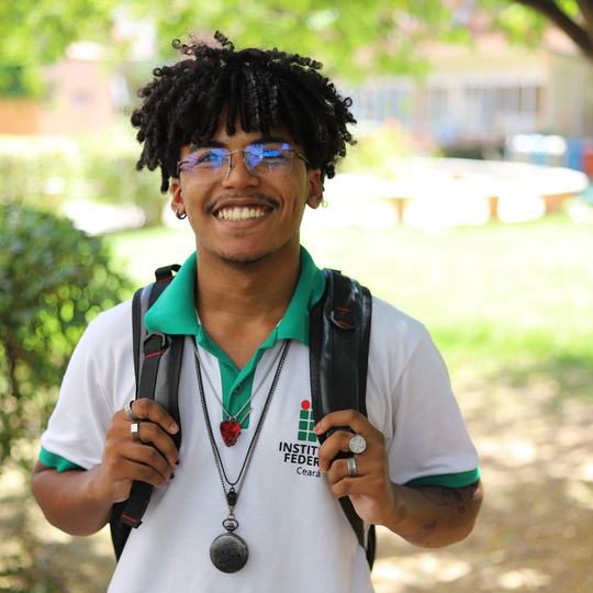 Estudante fardado IFCE PS 2027.1 (Foto Rodrigo Brasil)