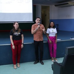 Evento da assembleia sobre o orçamento da assistencia estudantil