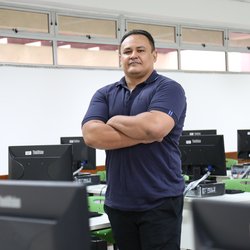 Tauá Nasa George