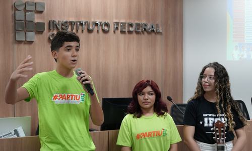 Jovens falam durante o II Encontro das Equipes do Partiu IF (Foto Filiphe Sá)