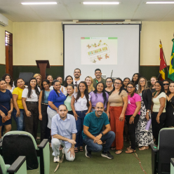 Momento da aula inaugural do curso FIC de Camareira em Meios de Hospedagem