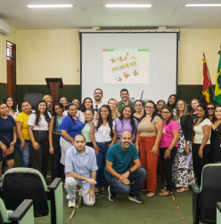 Momento da aula inaugural do curso FIC de Camareira em Meios de Hospedagem
