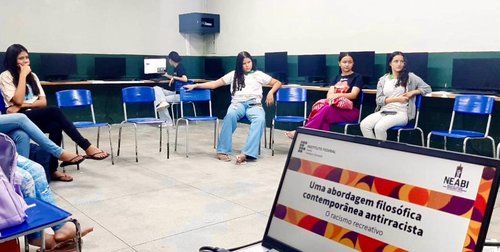 Projeto de extensão Neabi nas escolas promove debate sobre educação antirracista em Quixadá