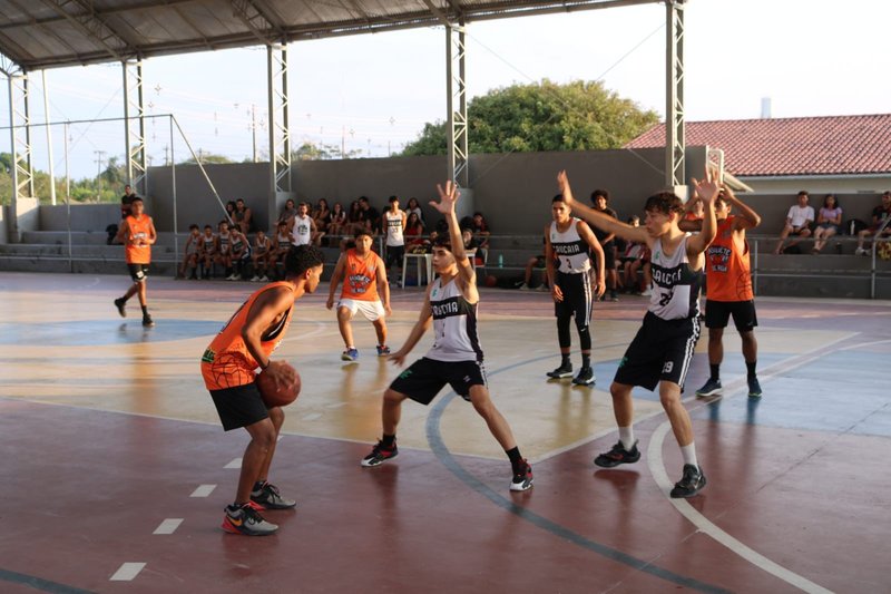 Projeto Basquete na escola