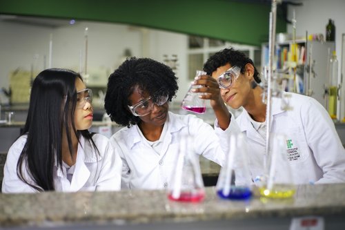 Quixadá recebe oito prêmios e cinco menções honrosas em trabalhos de iniciação científica