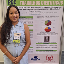 Vivian apresentando seu projeto no PEC Nordeste 2025