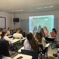 Mesa-redonda mulheres engenharia