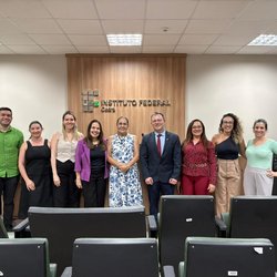 Reunião com membros da Prefeitura aborda empreendedorismo feminino