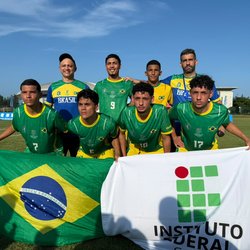 IFCE foi campeão de torneio internacional com a participação de equipes de 10 países (Foto: divulgação)
