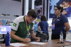 João Pedro em um desafio