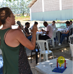Chamada do bingo de prêmios