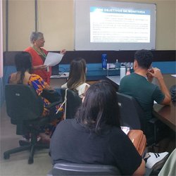 Encontro com novos monitores do campus