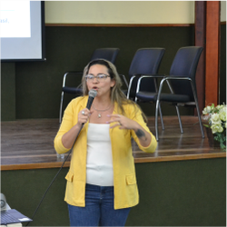 Palestra em evento de lançamento do NUGEDS