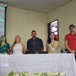 Mesa de autoridades